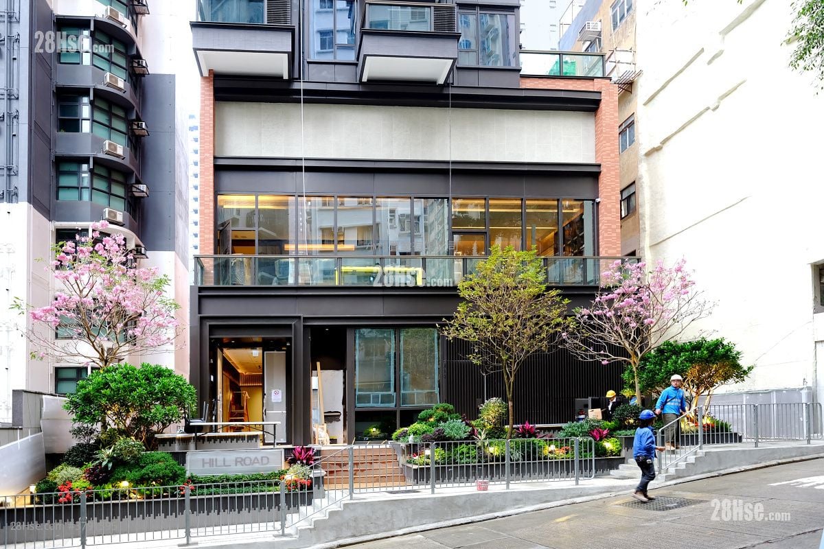 building outlook: The Hilltop Rental 2 Bedrooms , 1 Bathroom 475 ft²