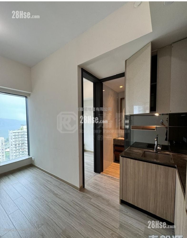 君豪峰 售盘 1 房 , 1 浴室 300 平方尺