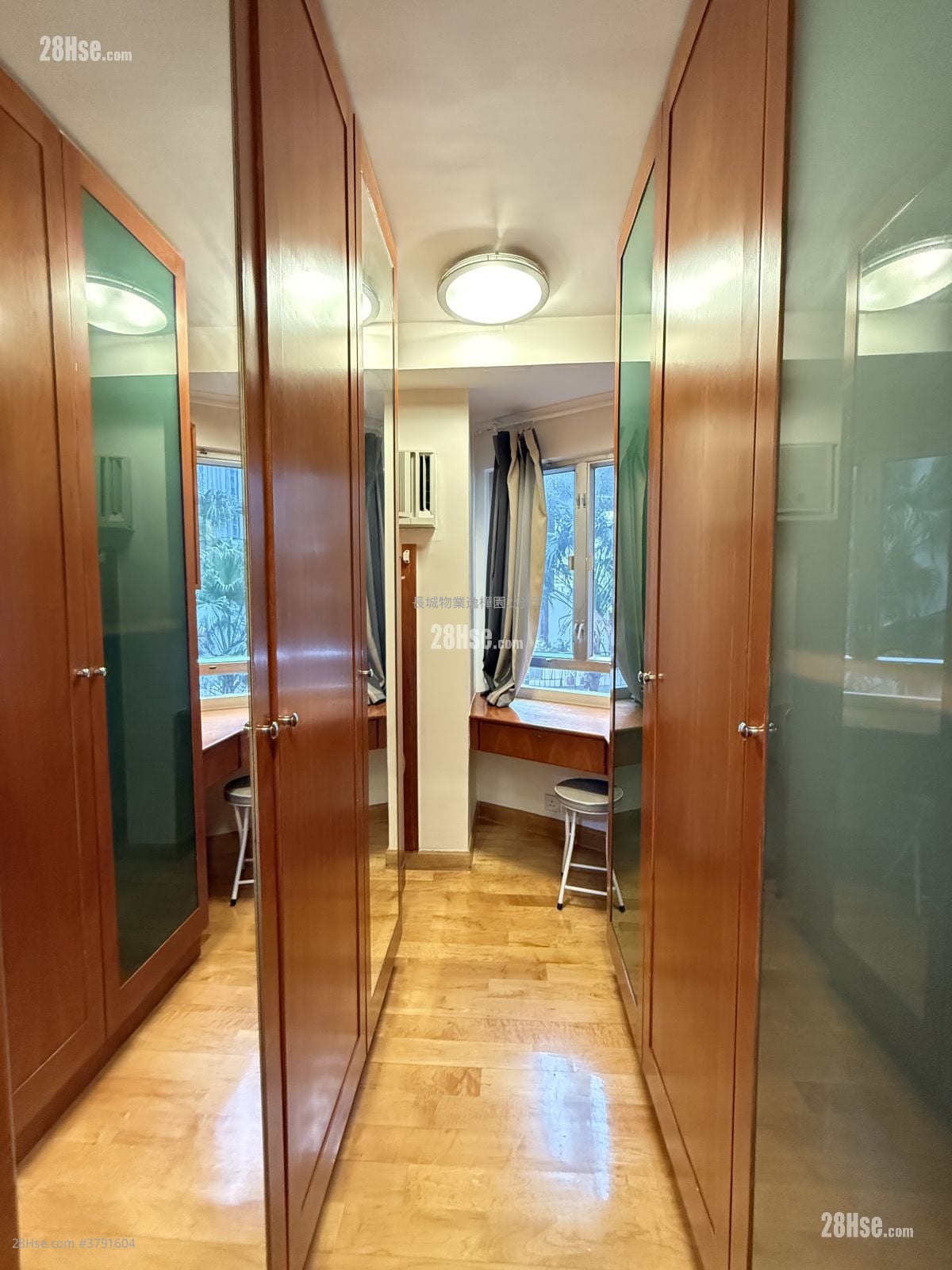 Westlands Court Rental 2 Bedrooms , 1 Bathroom 388 ft²