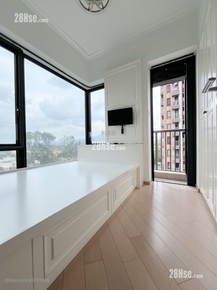 Twin Regency Sell 2 Bedrooms , 1 Bathroom 454 ft²