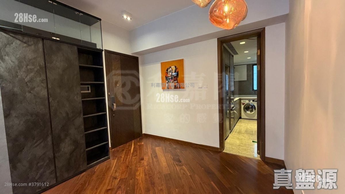 贤文礼士 售盘 2 房 883 平方尺