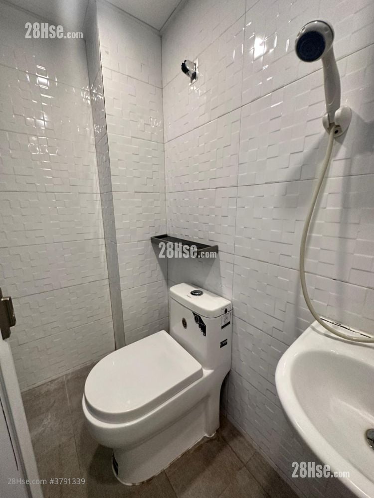 Long Kee Mansion Rental Studio , 1 Bathroom 160 ft²