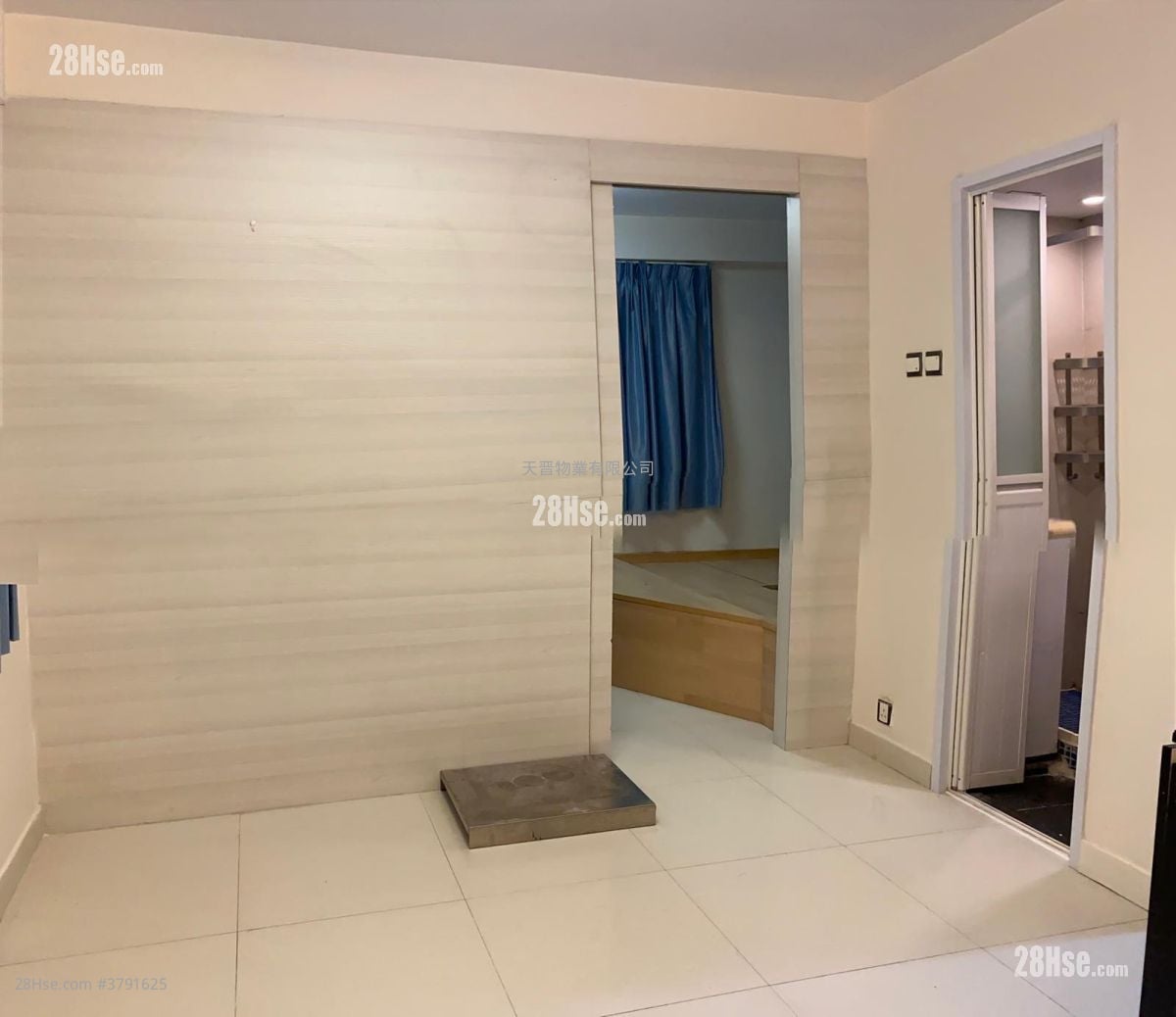 Double Mansion Sell 2 Bedrooms , 1 Bathroom 291 ft²