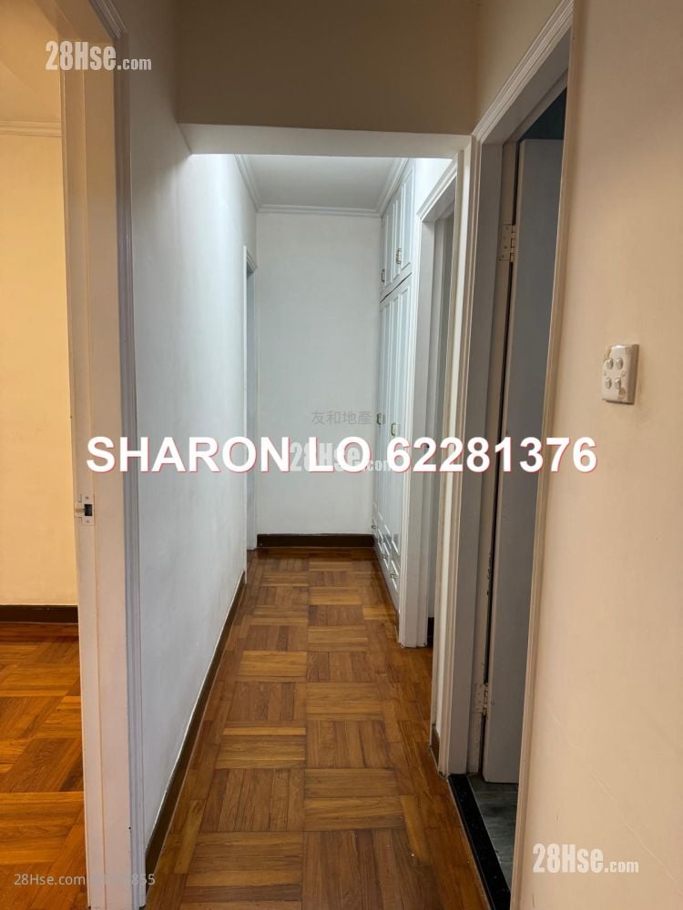 Paris Garden Rental 3 Bedrooms , 2 Bathrooms 924 ft²