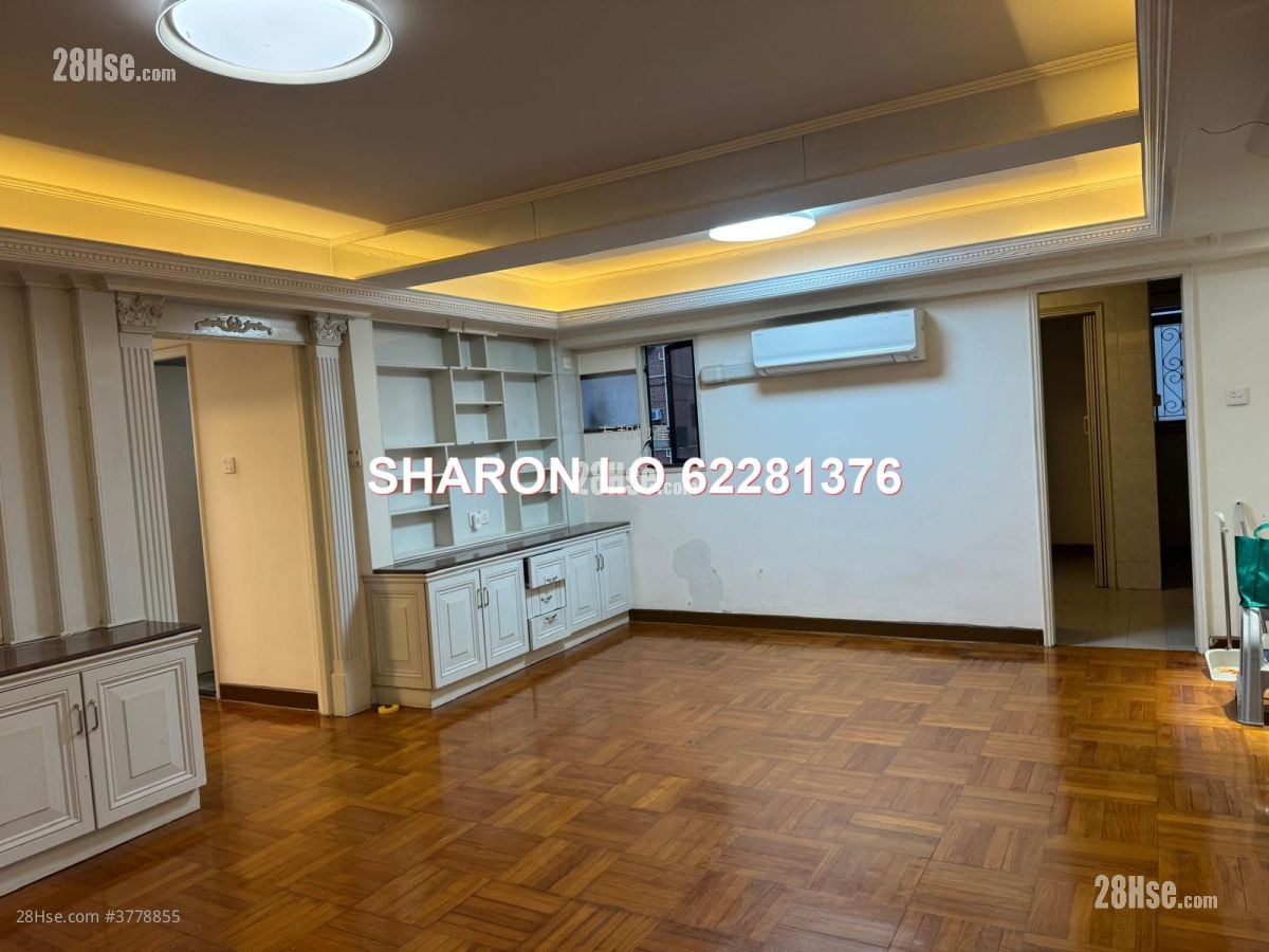 Paris Garden Rental 3 Bedrooms , 2 Bathrooms 924 ft²