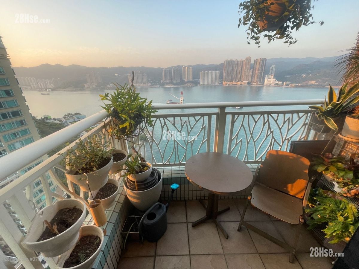 Park Island Sell 3 Bedrooms , 2 Bathrooms 837 ft²