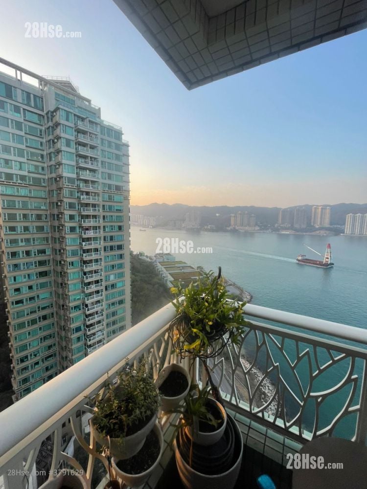 Park Island Sell 3 Bedrooms , 2 Bathrooms 837 ft²