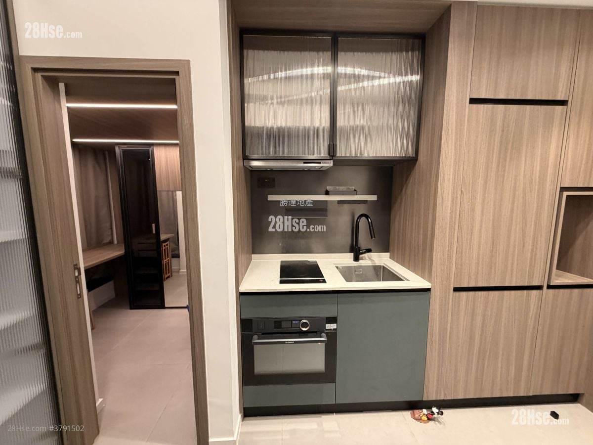 Larchwood Rental 1 Bedroom , 1 Bathroom 259 ft²