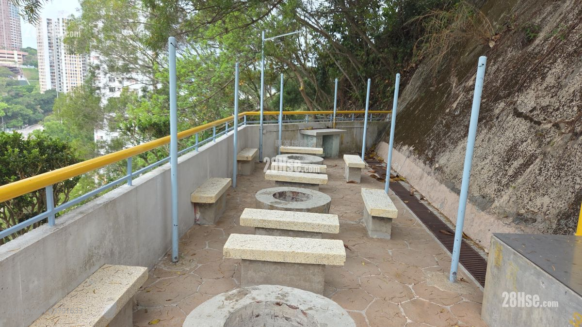 华员邨华义阁 售盘 2 房 510 平方尺