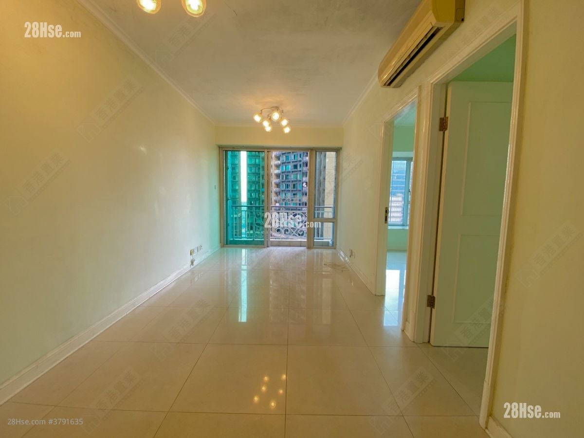 Banyan Garden Sell 2 Bedrooms , 1 Bathroom 516 ft²