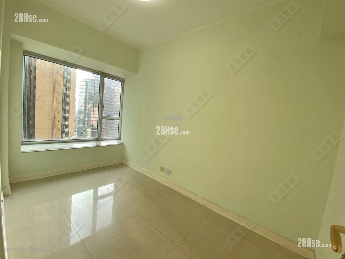 Banyan Garden Sell 2 Bedrooms , 1 Bathroom 516 ft²