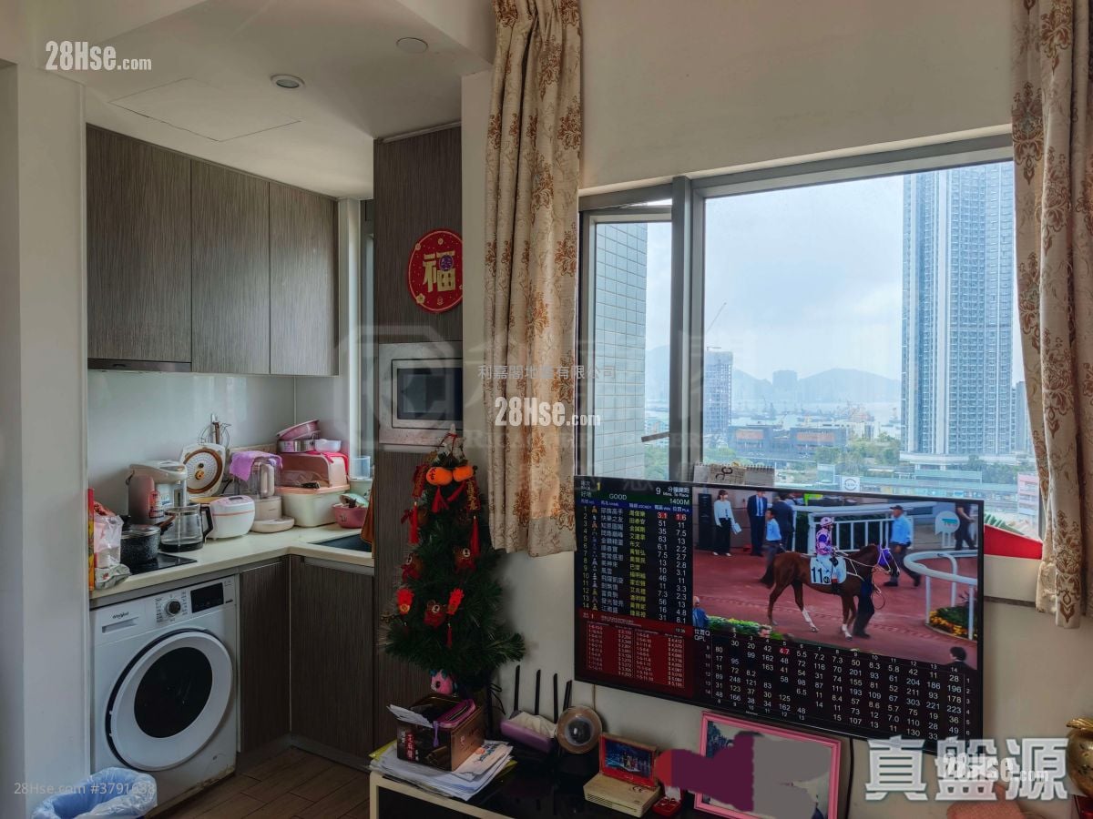 傲凯 售盘 1 房 , 1 浴室 260 平方尺