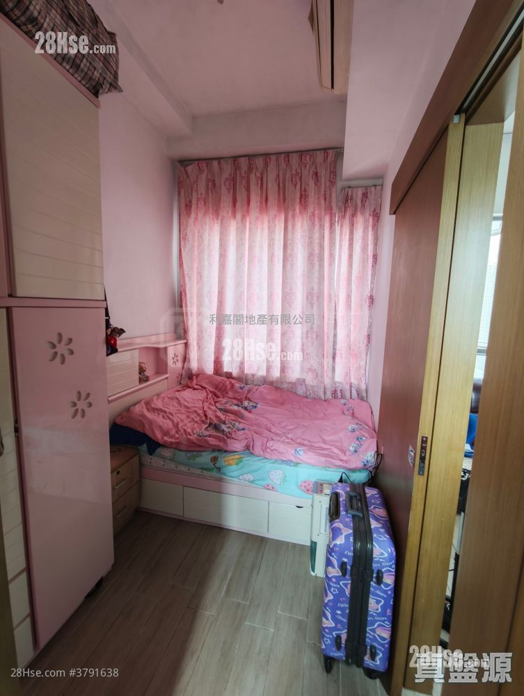 傲凯 售盘 1 房 , 1 浴室 260 平方尺