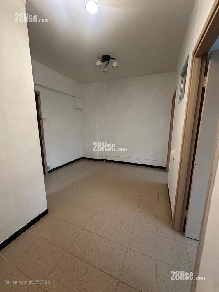 滿華樓 售盤 2 房 , 1 浴室 322 平方呎