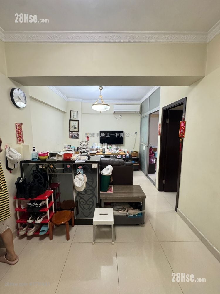 华源大厦 售盘 3 房 , 2 浴室 742 平方尺