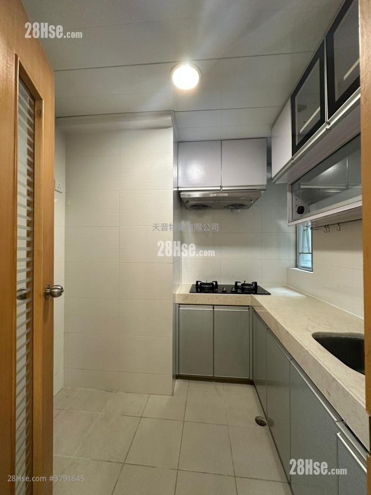 Wyler Garden Sell 2 Bedrooms , 1 Bathroom 336 ft²