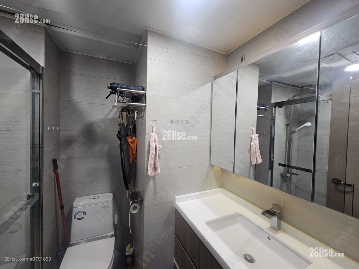 Rambler Crest Rental 2 Bedrooms , 1 Bathroom 451 ft²