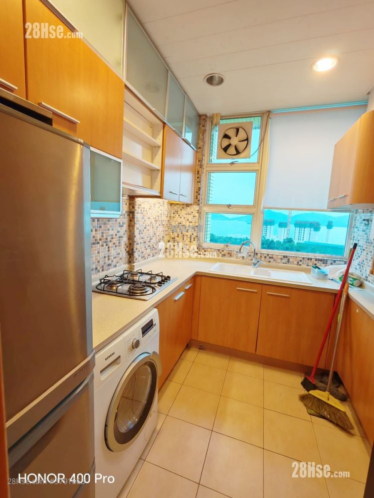 涟山 租盘 4 房 , 3 浴室 941 平方尺