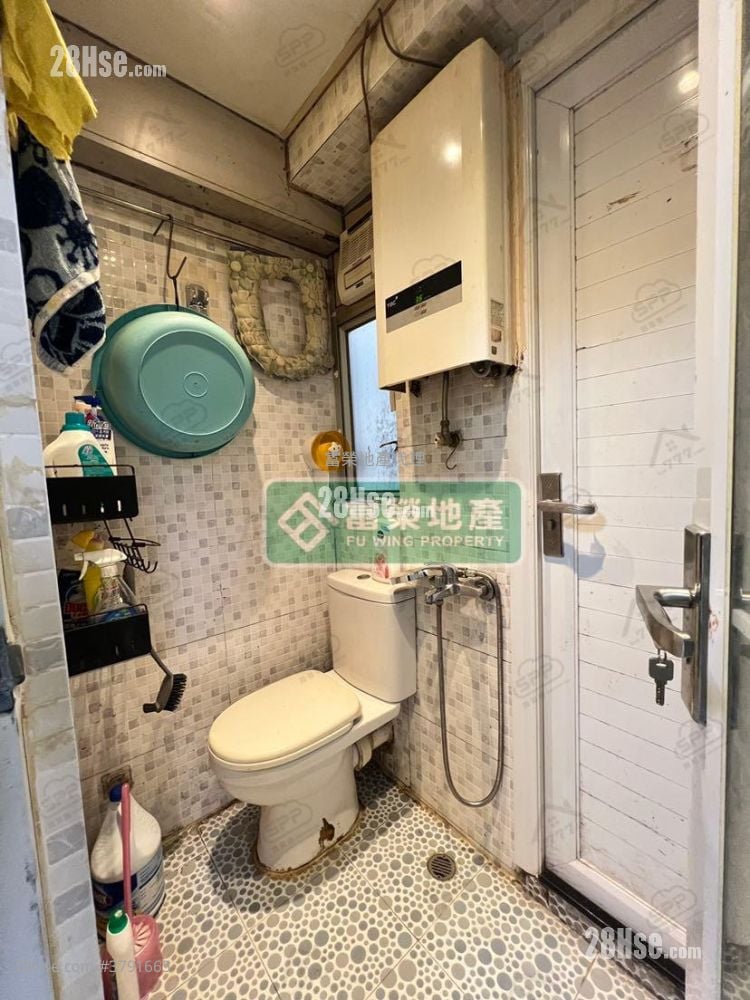 京华大厦 售盘 2 房 , 1 浴室 405 平方尺