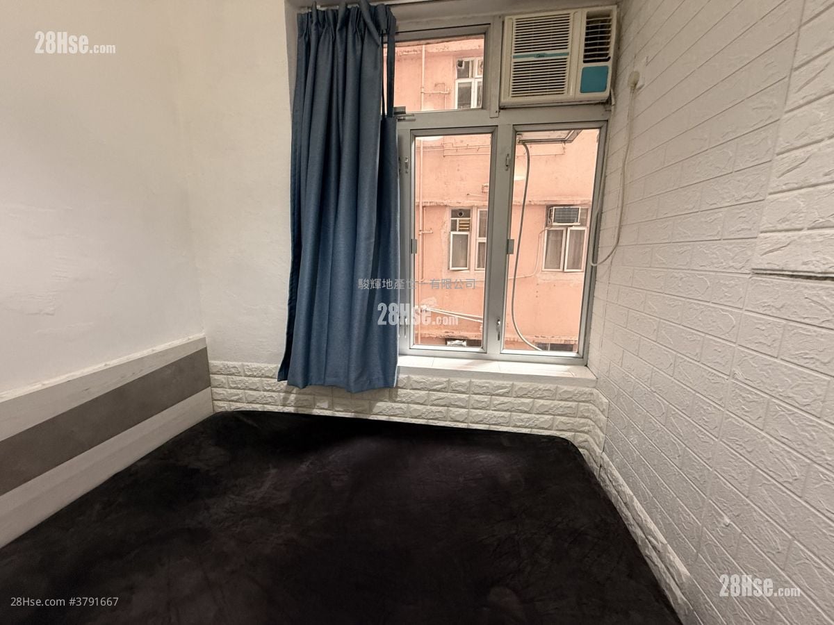 Ocean View Court Rental 1 Bedroom 180 ft²