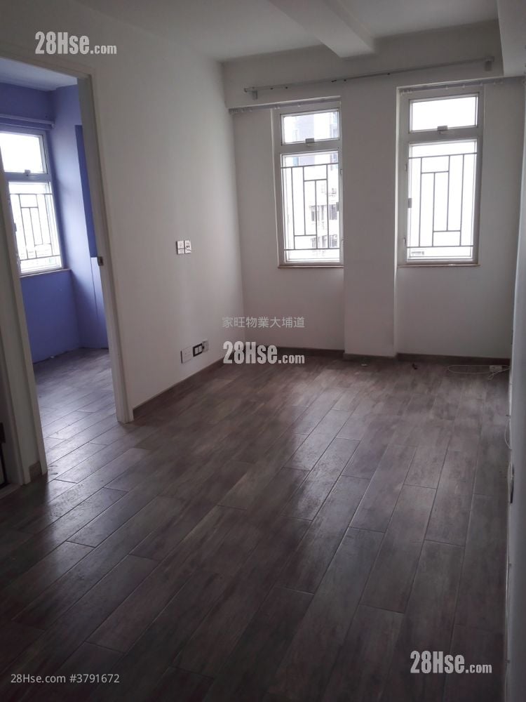 成都大厦 售盘 2 房 , 1 浴室 295 平方尺