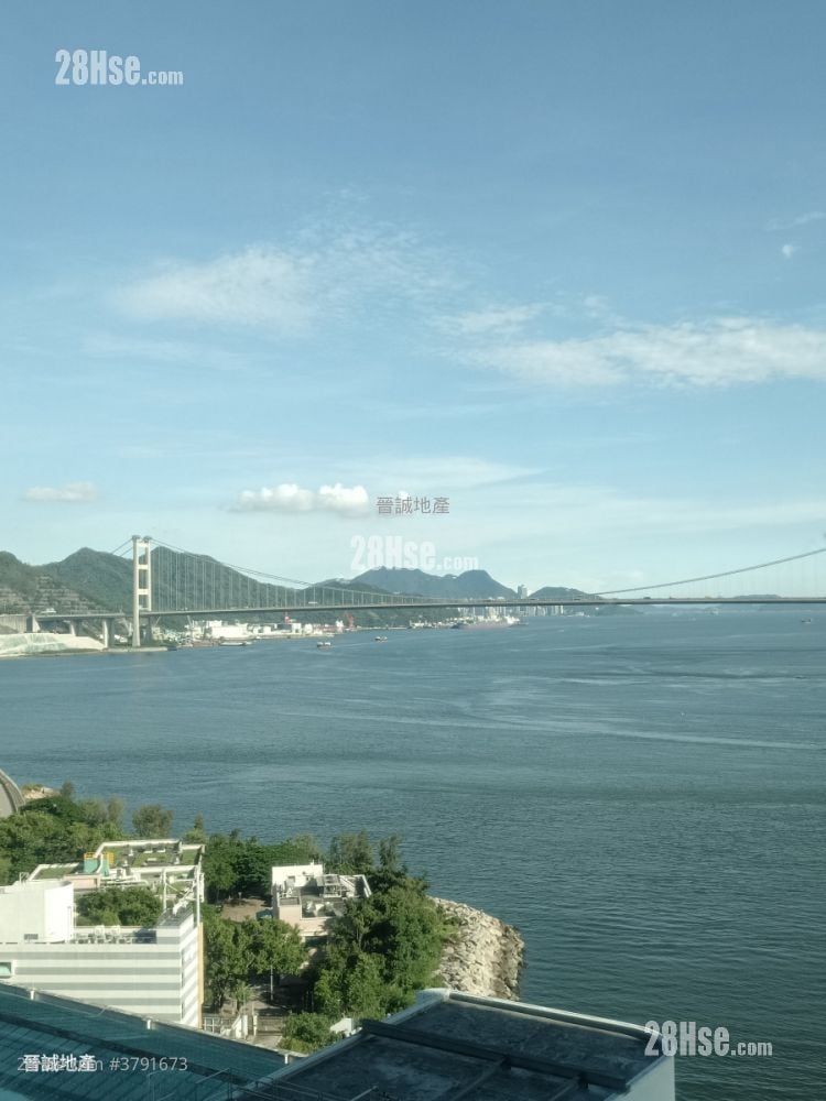 Ocean Pointe Sell 4 Bedrooms , 2 Bathrooms 753 ft²