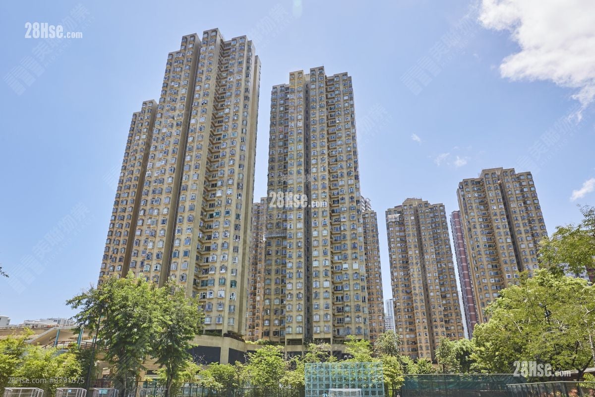 Tsing Yi Garden Sell 2 Bedrooms , 1 Bathroom 343 ft²