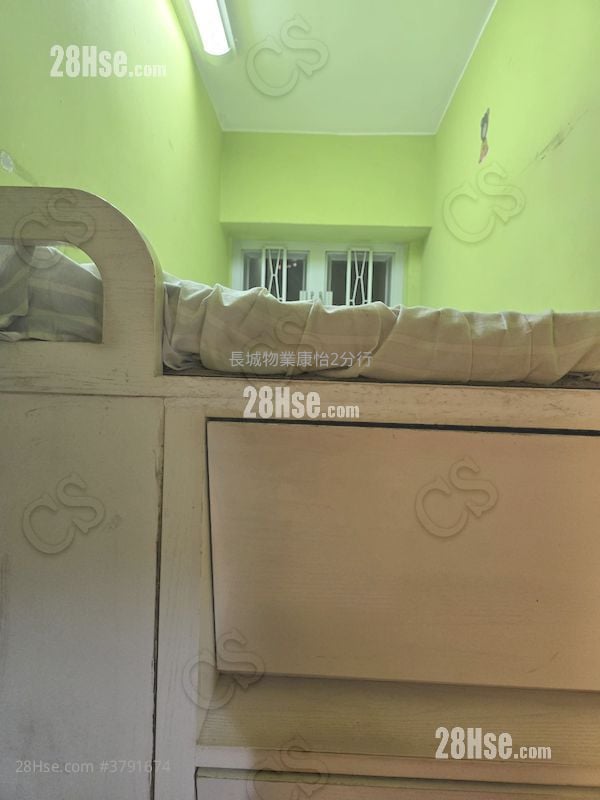 康山花园 租盘 2 房 , 1 浴室 592 平方尺