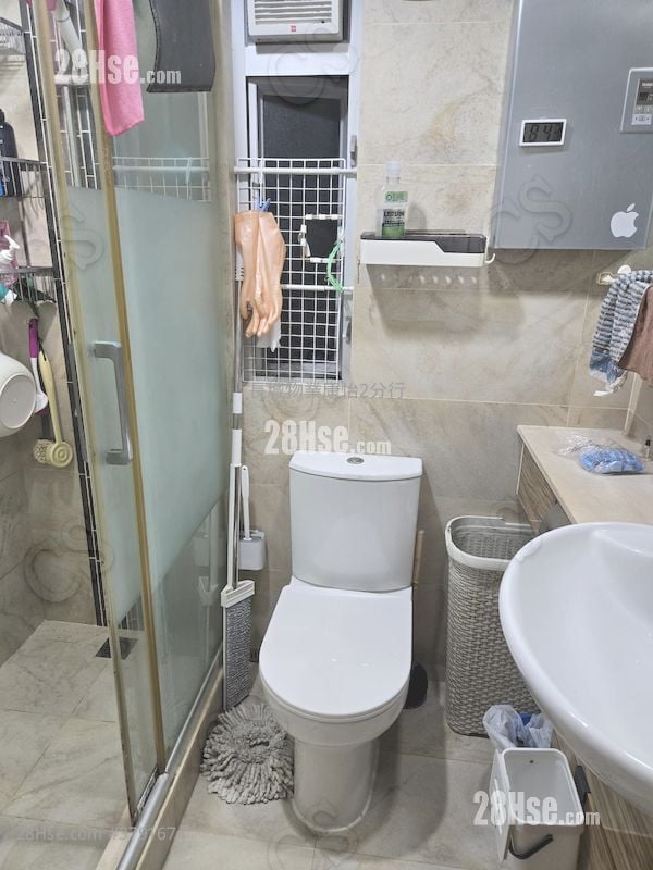 康山花园 租盘 2 房 , 1 浴室 592 平方尺