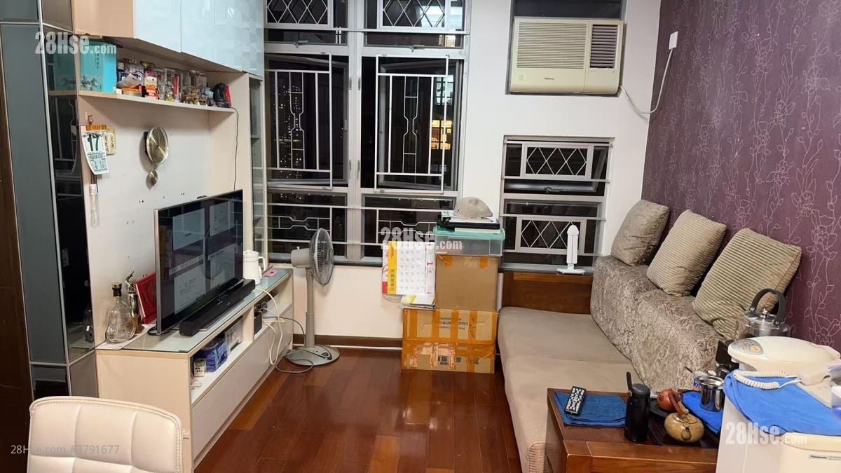 愉翠苑 租盘 663 平方尺