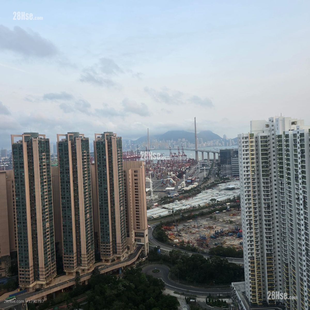 Mayfair Gardens Sell 2 Bedrooms , 1 Bathroom 360 ft²