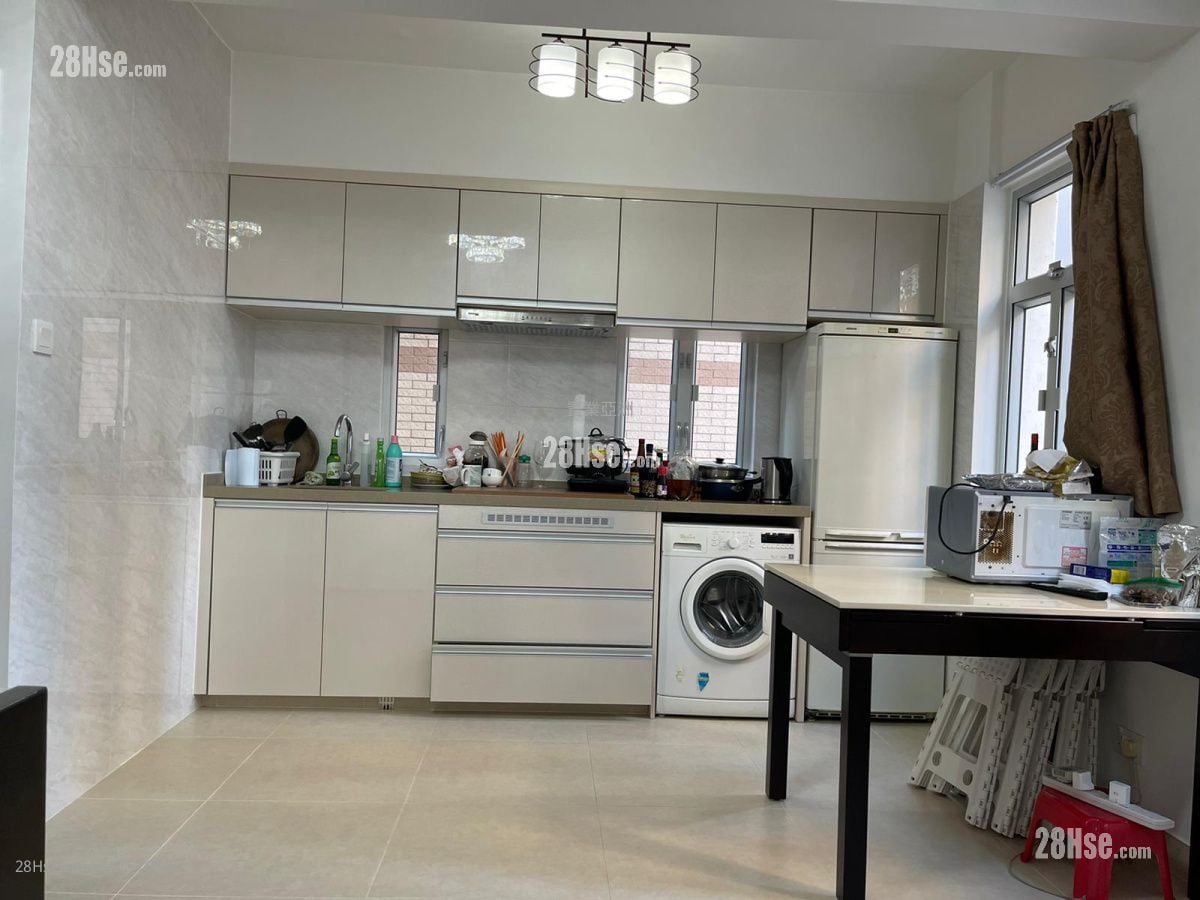 嘉明大厦 租盘 2 房 , 1 浴室 326 平方尺