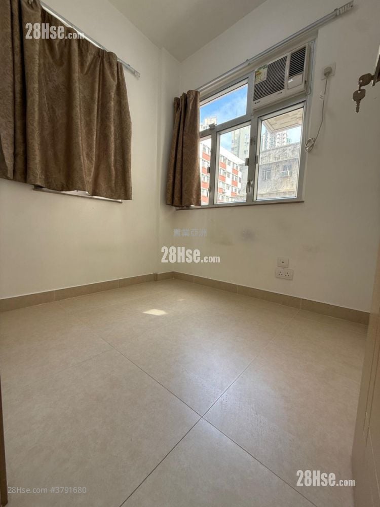 嘉明大厦 租盘 2 房 , 1 浴室 326 平方尺