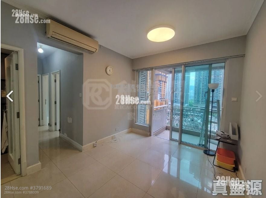 The Capitol Sell 3 Bedrooms 678 ft²