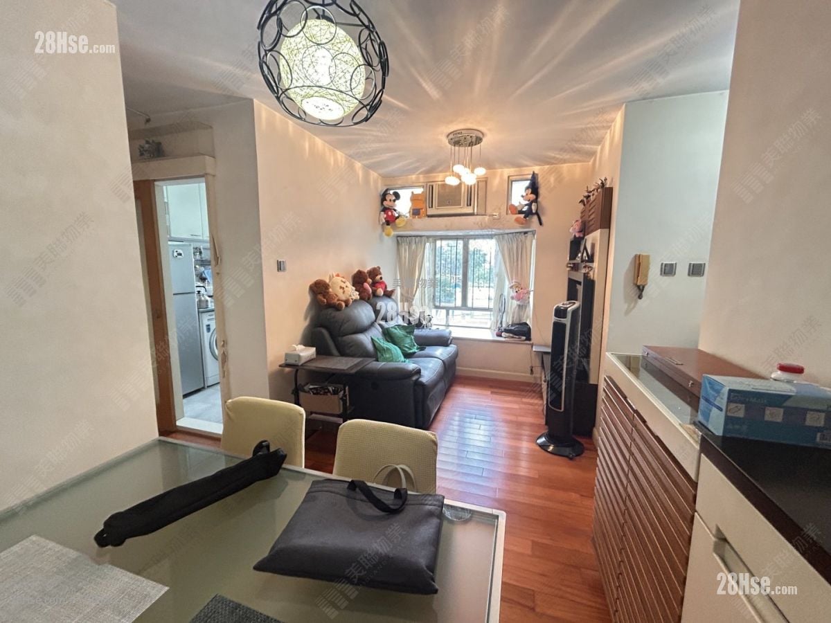 Greenfield Garden Sell 2 Bedrooms , 1 Bathroom 449 ft²