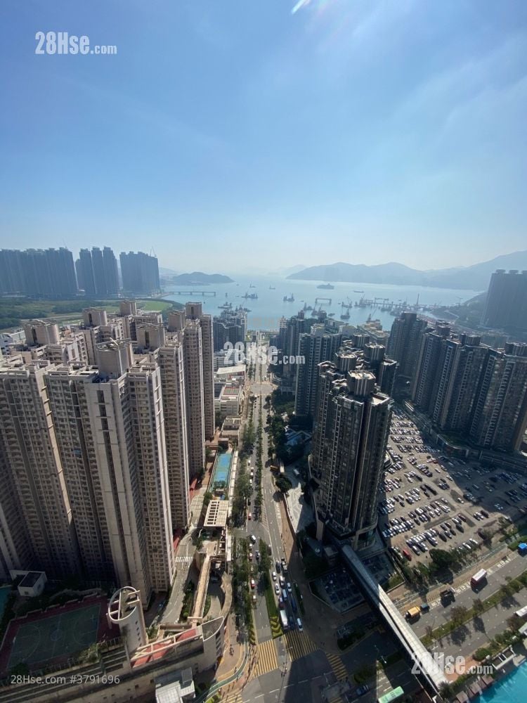 The Grandiose Sell 3 Bedrooms , 1 Bathroom 621 ft²