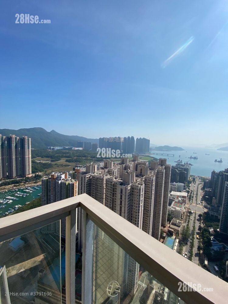 The Grandiose Sell 3 Bedrooms , 1 Bathroom 621 ft²