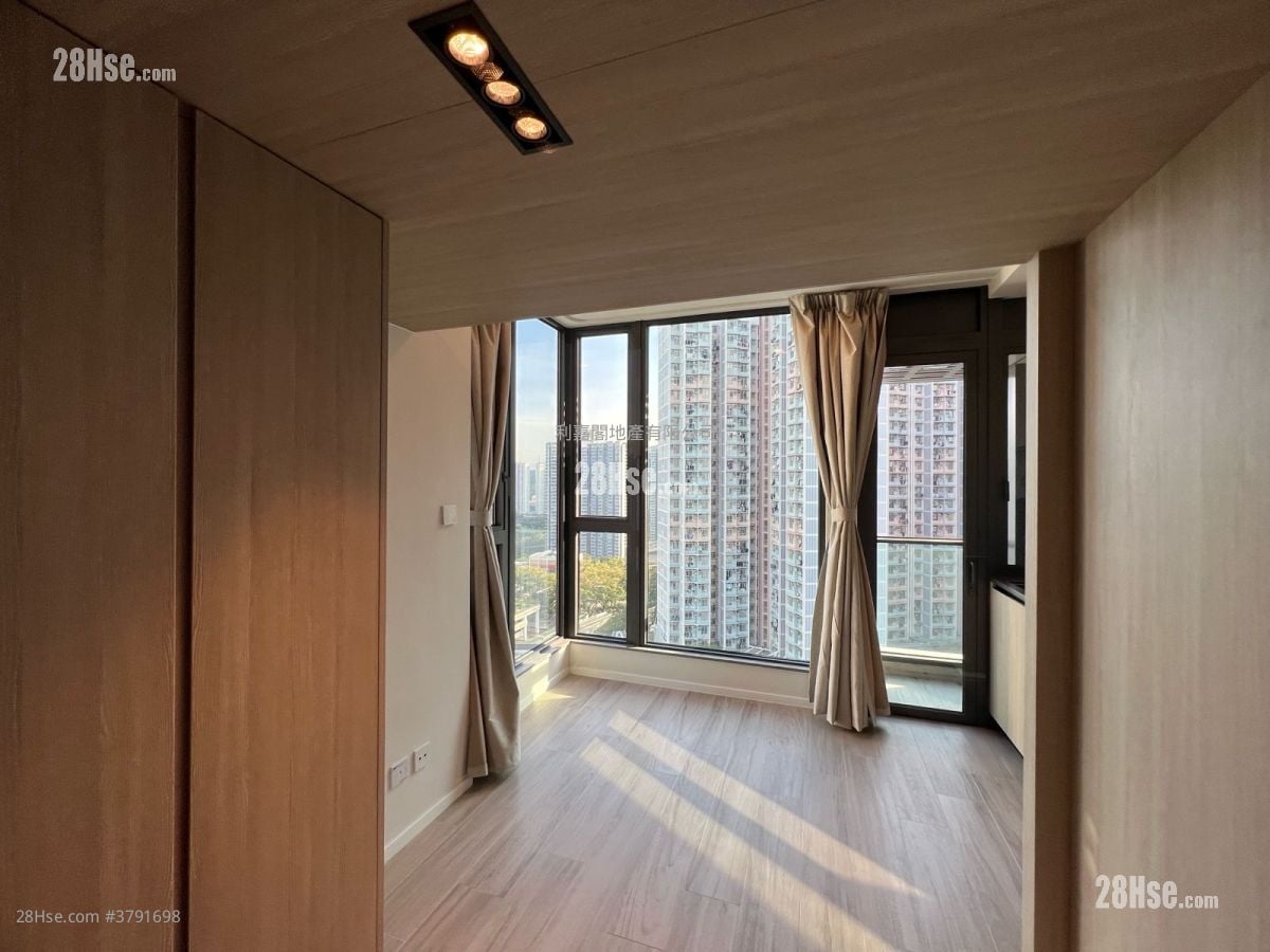 The Met.azure Rental Studio , 1 Bathroom 207 ft²