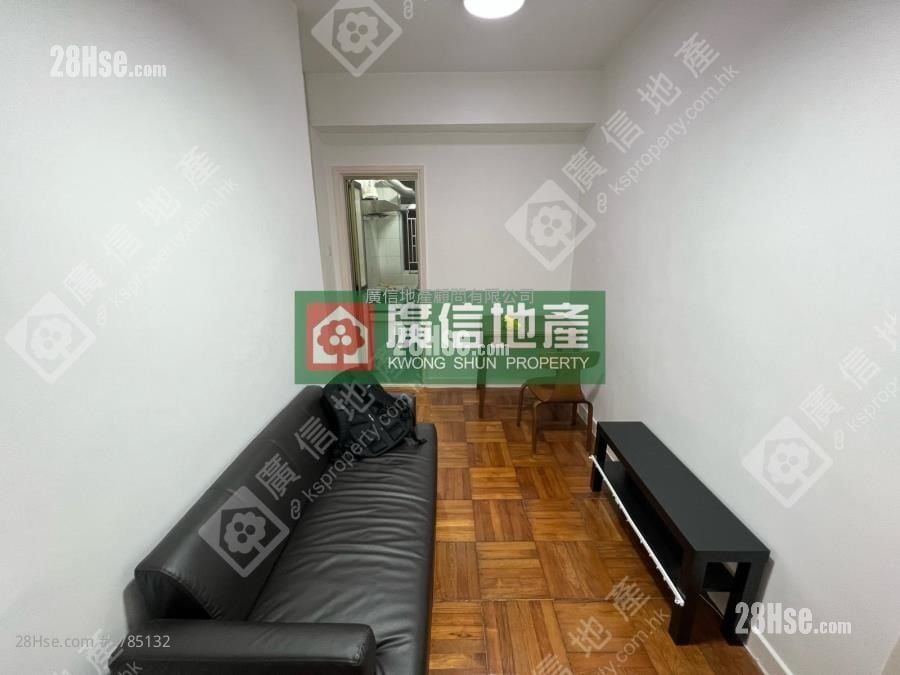 Siu Yip Building Sell 2 Bedrooms , 1 Bathroom 286 ft²