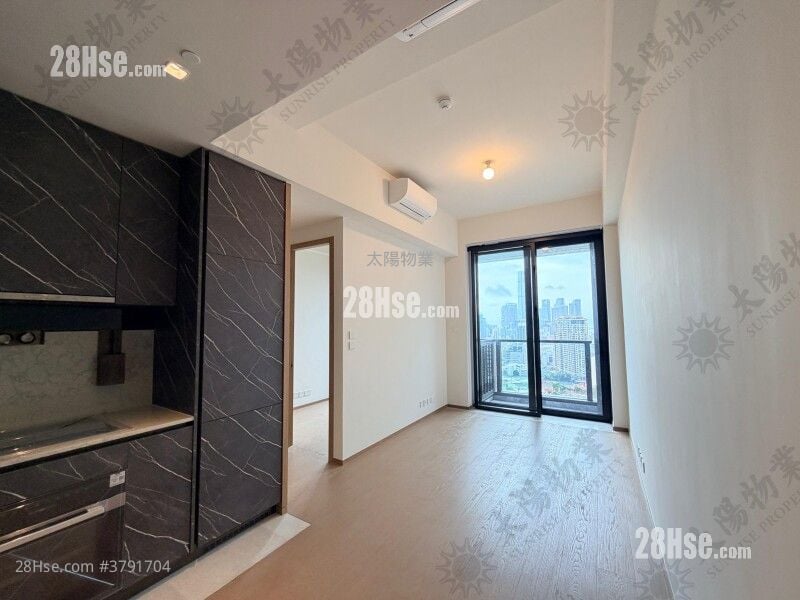 Onmantin Rental 2 Bedrooms 528 ft²