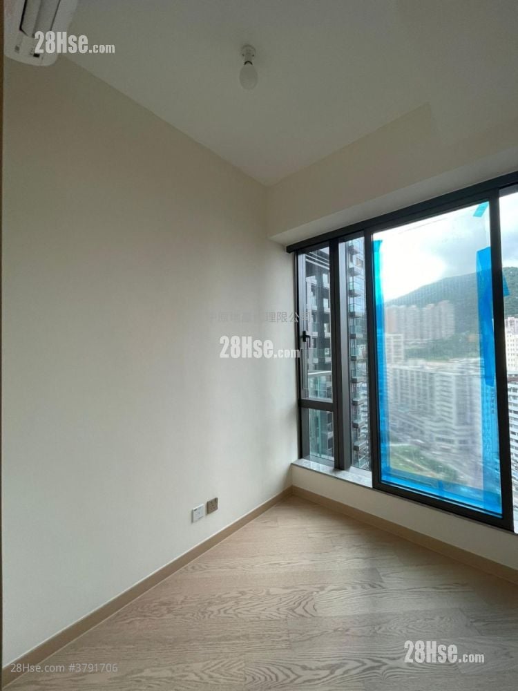 The Arles Sell 2 Bedrooms 481 ft²