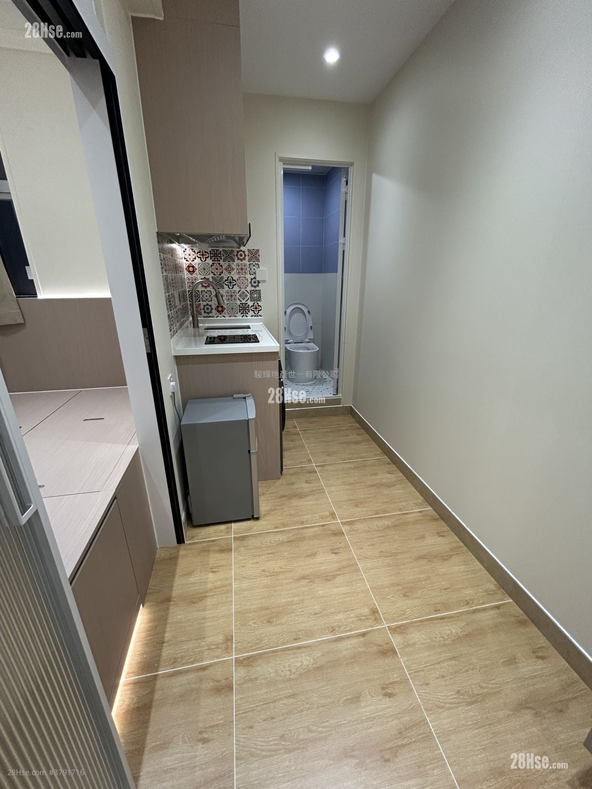 Universal Mansion Rental 1 Bedroom , 1 Bathroom 140 ft²