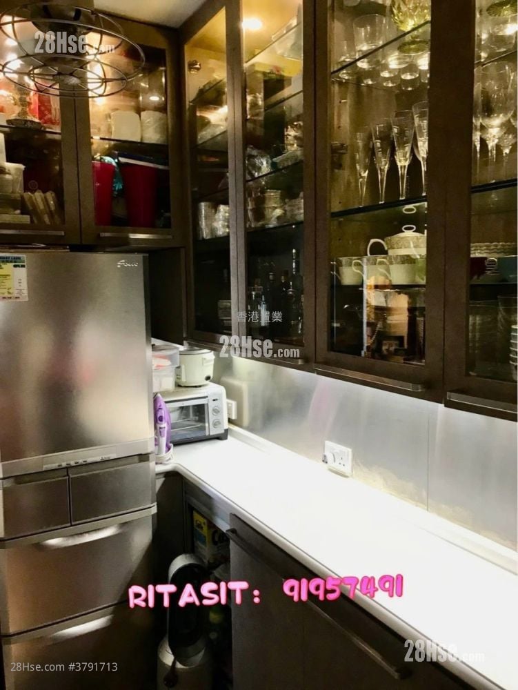 Park Island Sell 4 Bedrooms , 3 Bathrooms 843 ft²