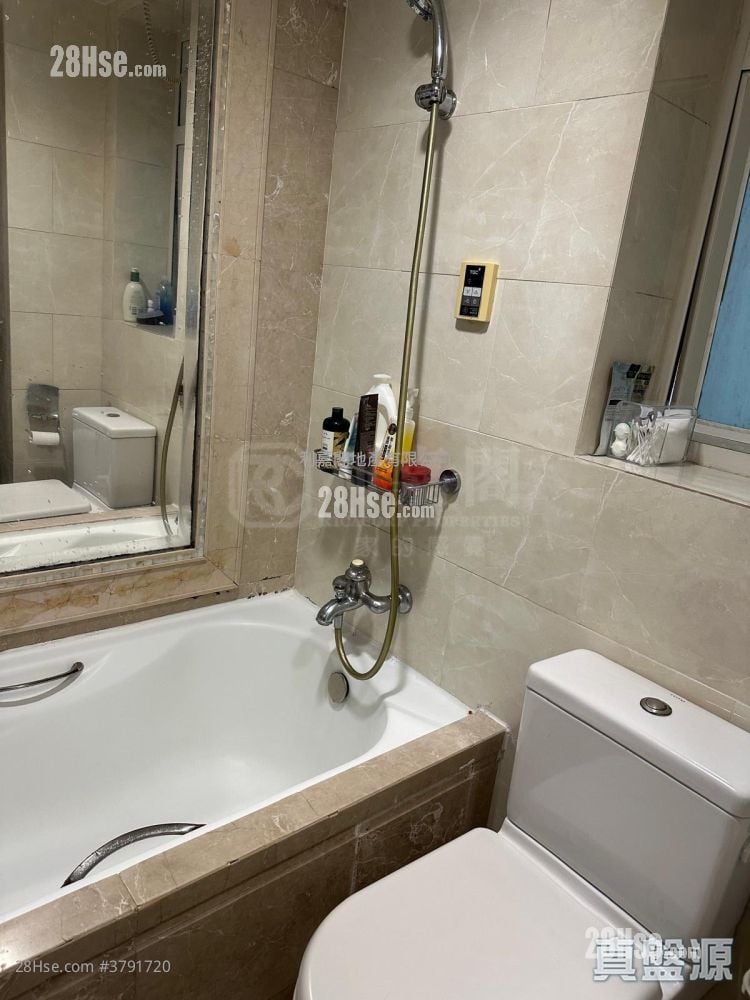 Le Prime Of Le Prestige Sell 3 Bedrooms , 2 Bathrooms 680 ft²