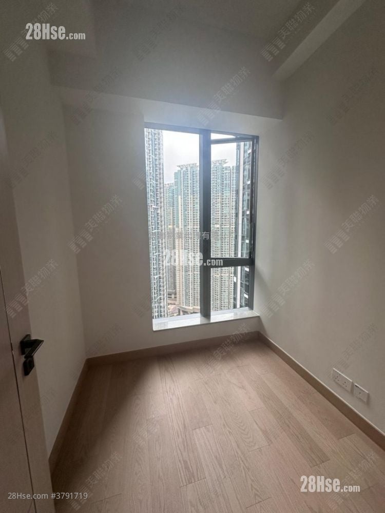 Park Seasons 售盘 2 房 , 1 浴室 448 平方尺