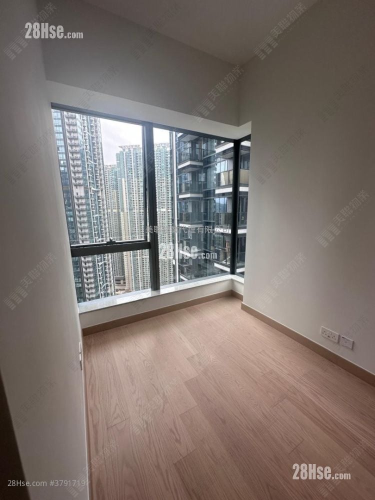 Park Seasons 售盘 2 房 , 1 浴室 448 平方尺