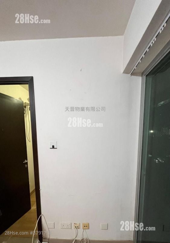 Grand Waterfront Sell 2 Bedrooms , 1 Bathroom 360 ft²