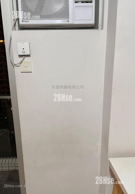 Grand Waterfront Sell 2 Bedrooms , 1 Bathroom 360 ft²