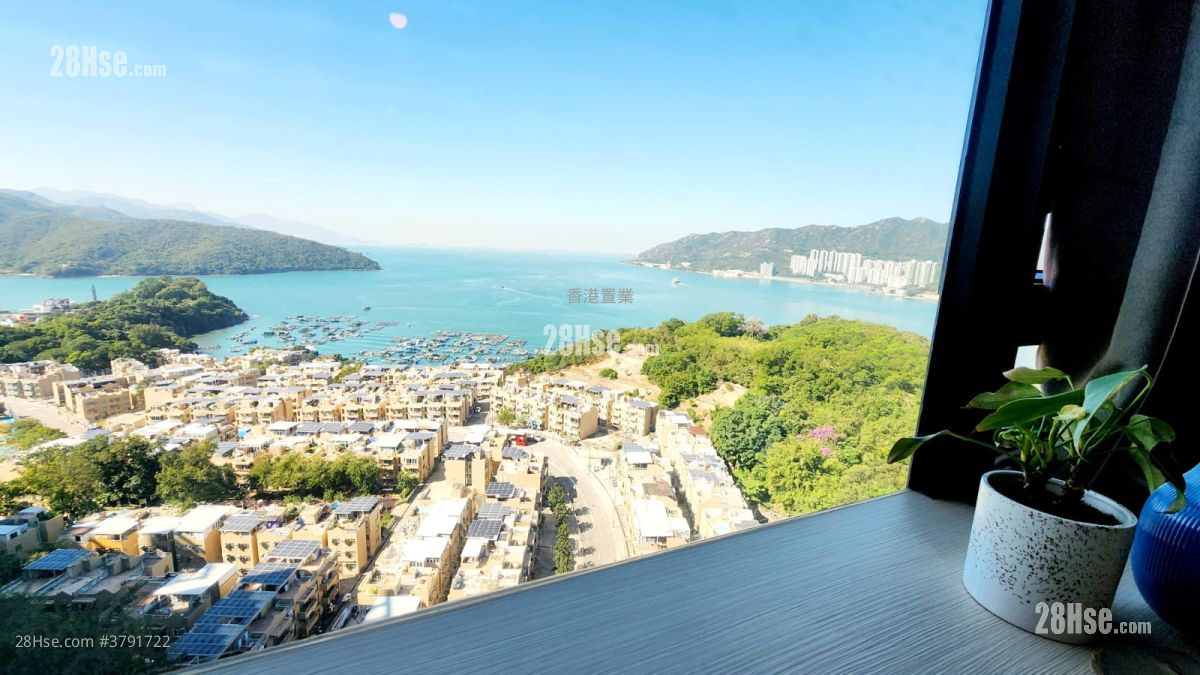 Park Island Sell 5+ Bedrooms , 3 Bathrooms 837 ft²