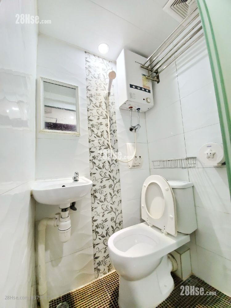 重庆大厦 租盘 5+ 房 , 5+ 浴室 728 平方尺